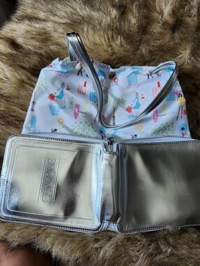 Clinique Silver Shopping Foldable Bag